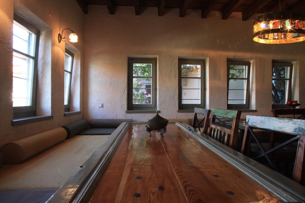 Bayiri Petit Pension Litochoro Exterior photo