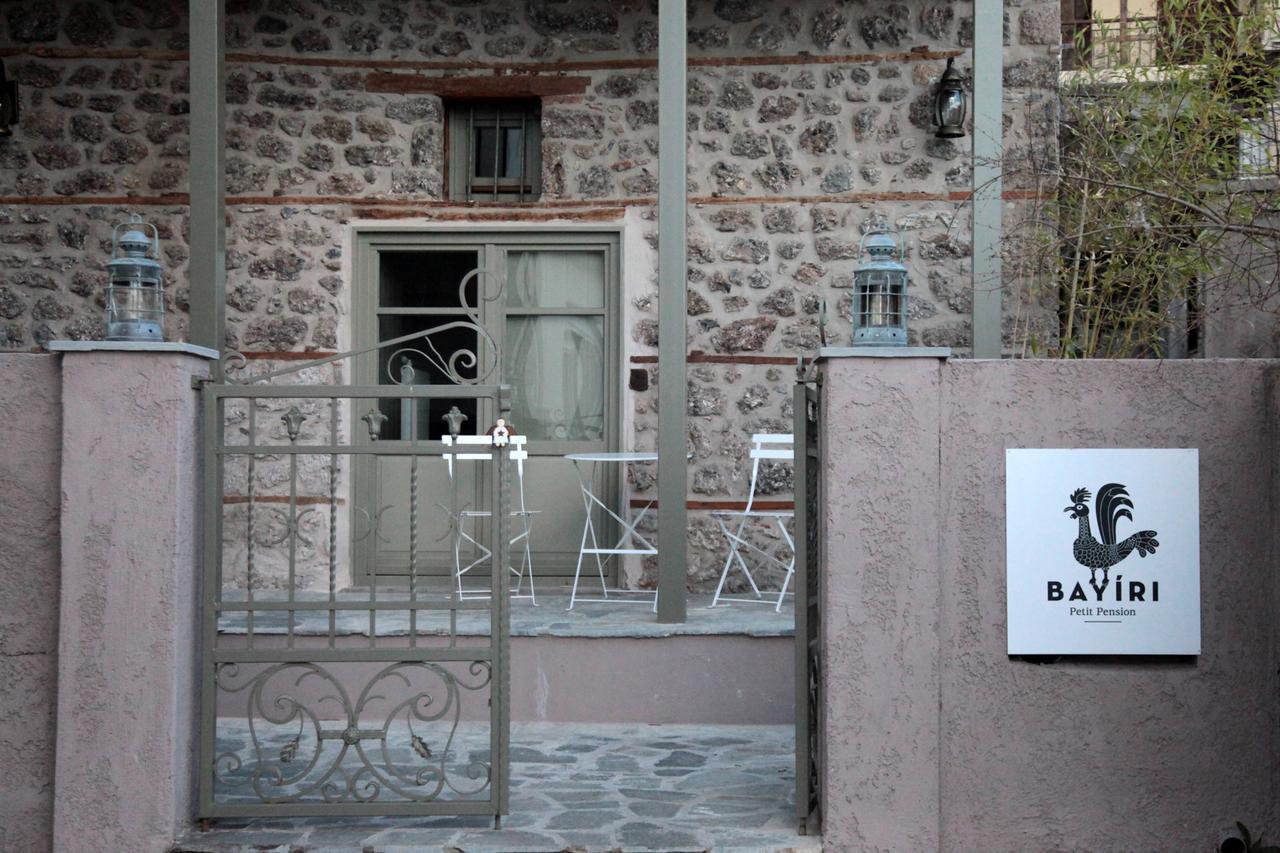 Bayiri Petit Pension Litochoro Exterior photo